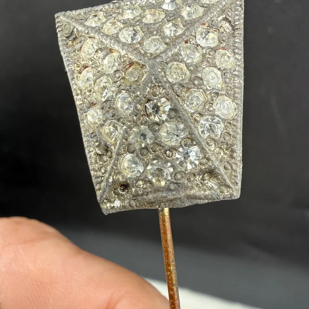 Vintage Rhinestone Stick Pin Brooch READ